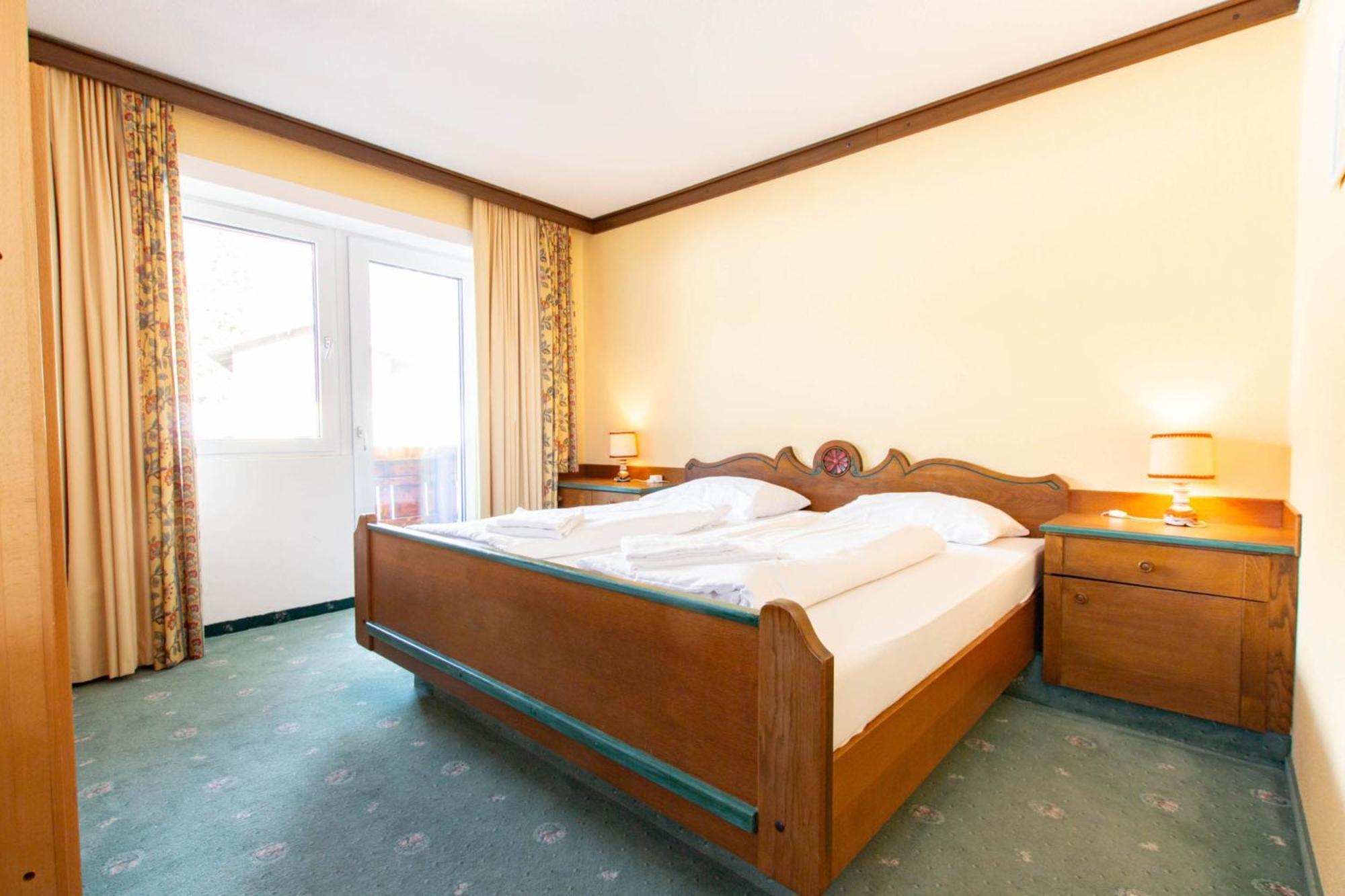 Mountain Hostel Ramsau am Dachstein Rom bilde