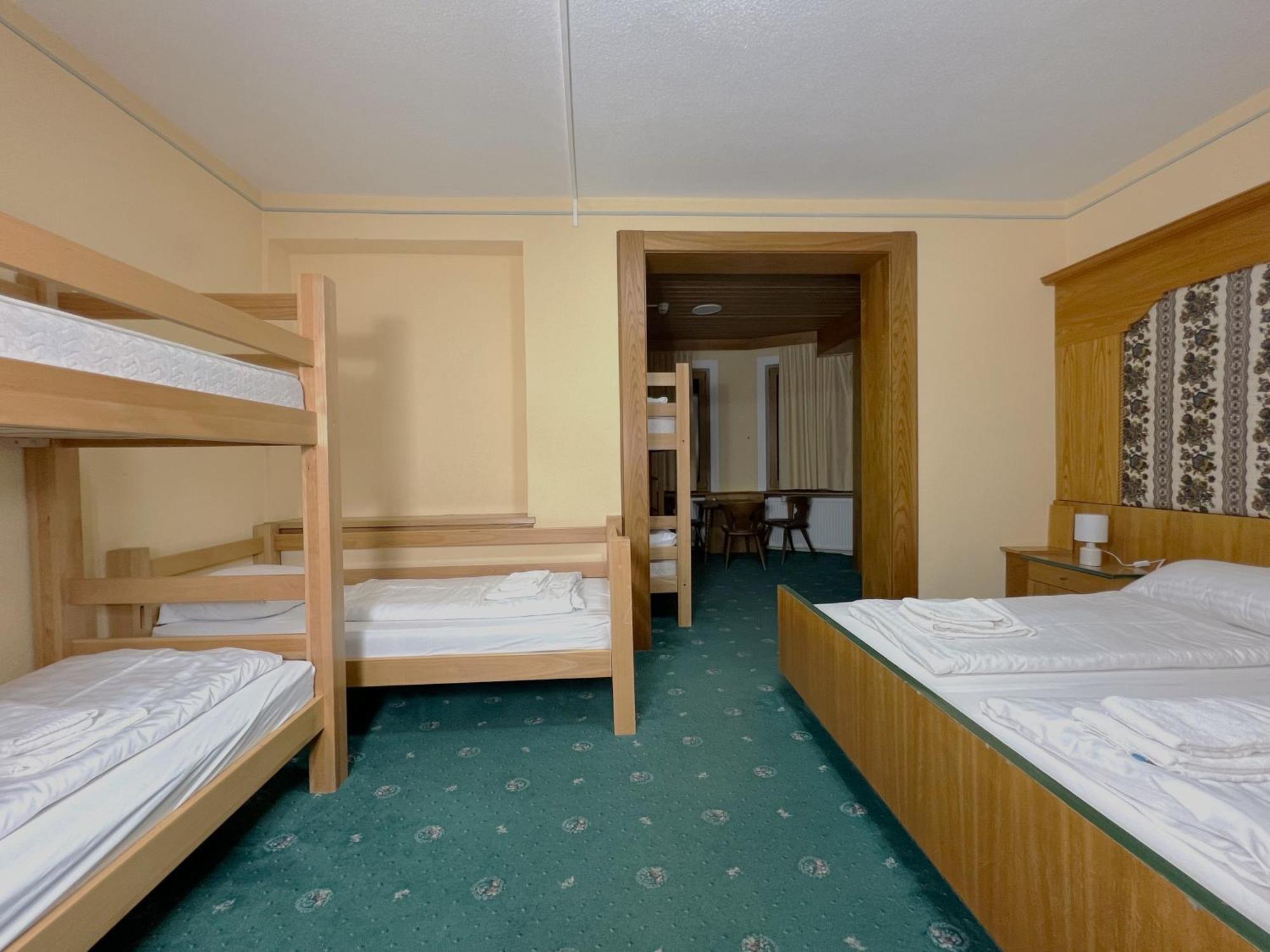 Mountain Hostel Ramsau am Dachstein Eksteriør bilde