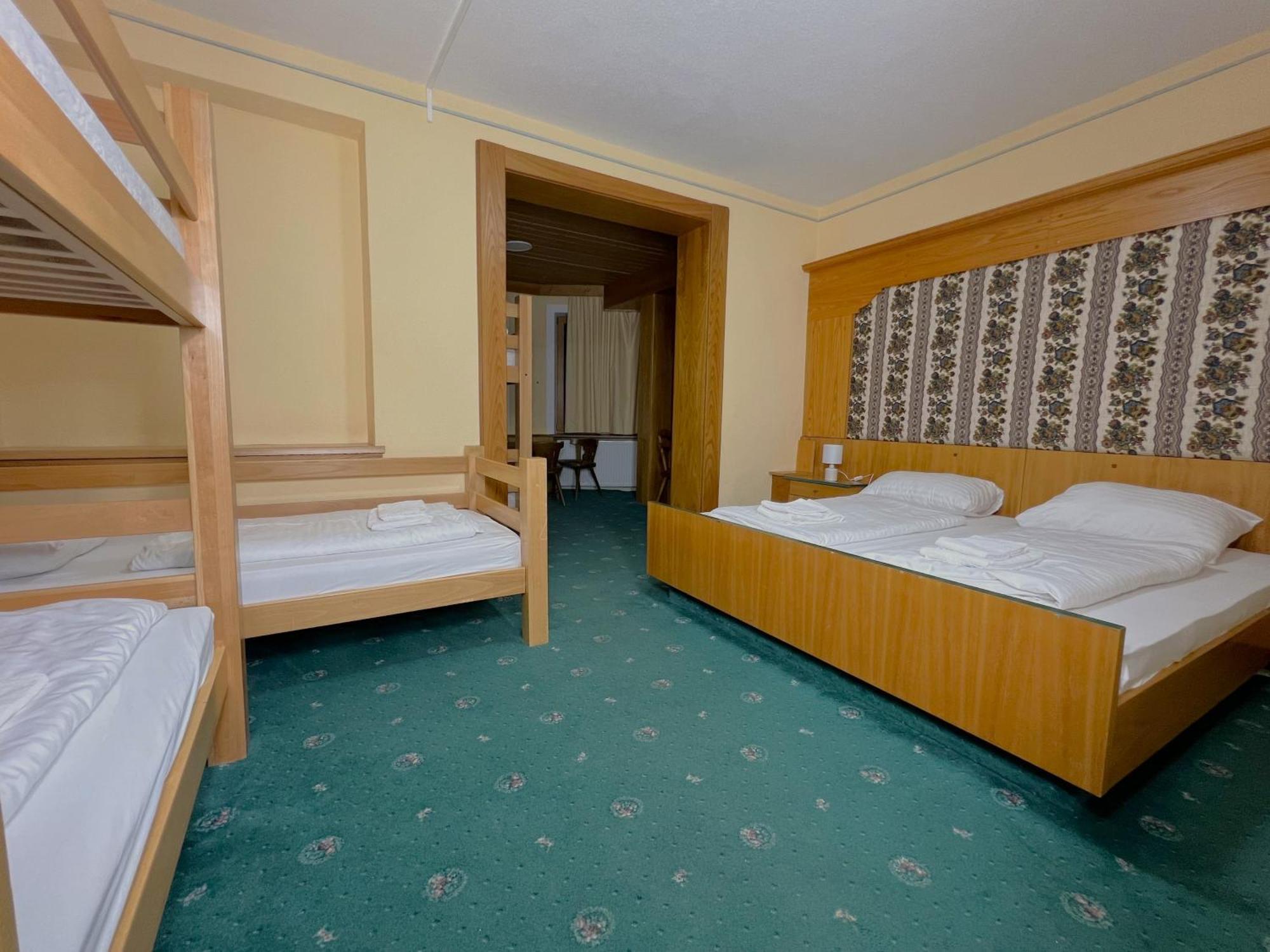 Mountain Hostel Ramsau am Dachstein Eksteriør bilde